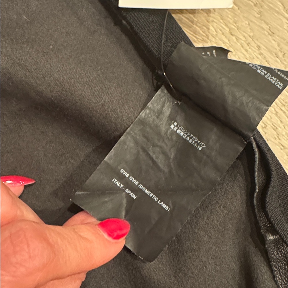 Vintage Balenciaga Black Leather Pencil Skirt Size 38 - Picture 11 of 14